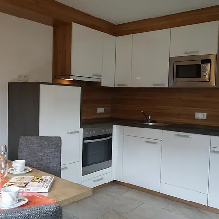 Dangl Apartment *