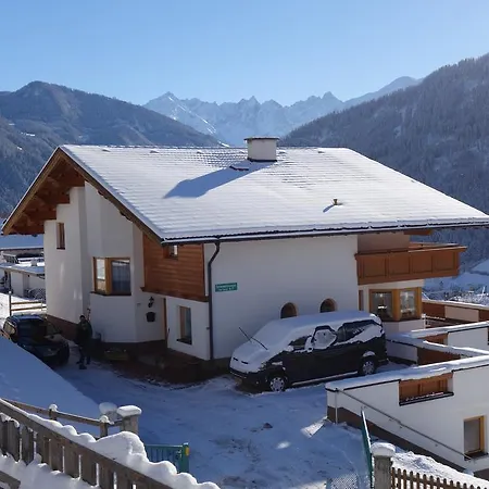 Dangl Apartament *